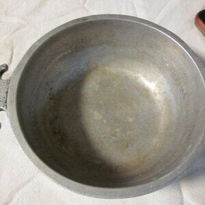 vtgs guardian Service pebble cast aluminum 7 in sm dutch oven casserole handle